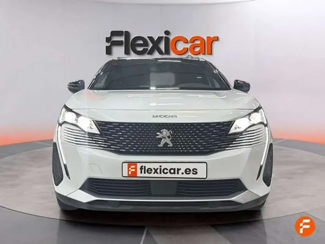 Usado Peugeot 5008 Active 131 CV (96 kW) 2023 Gris SUV