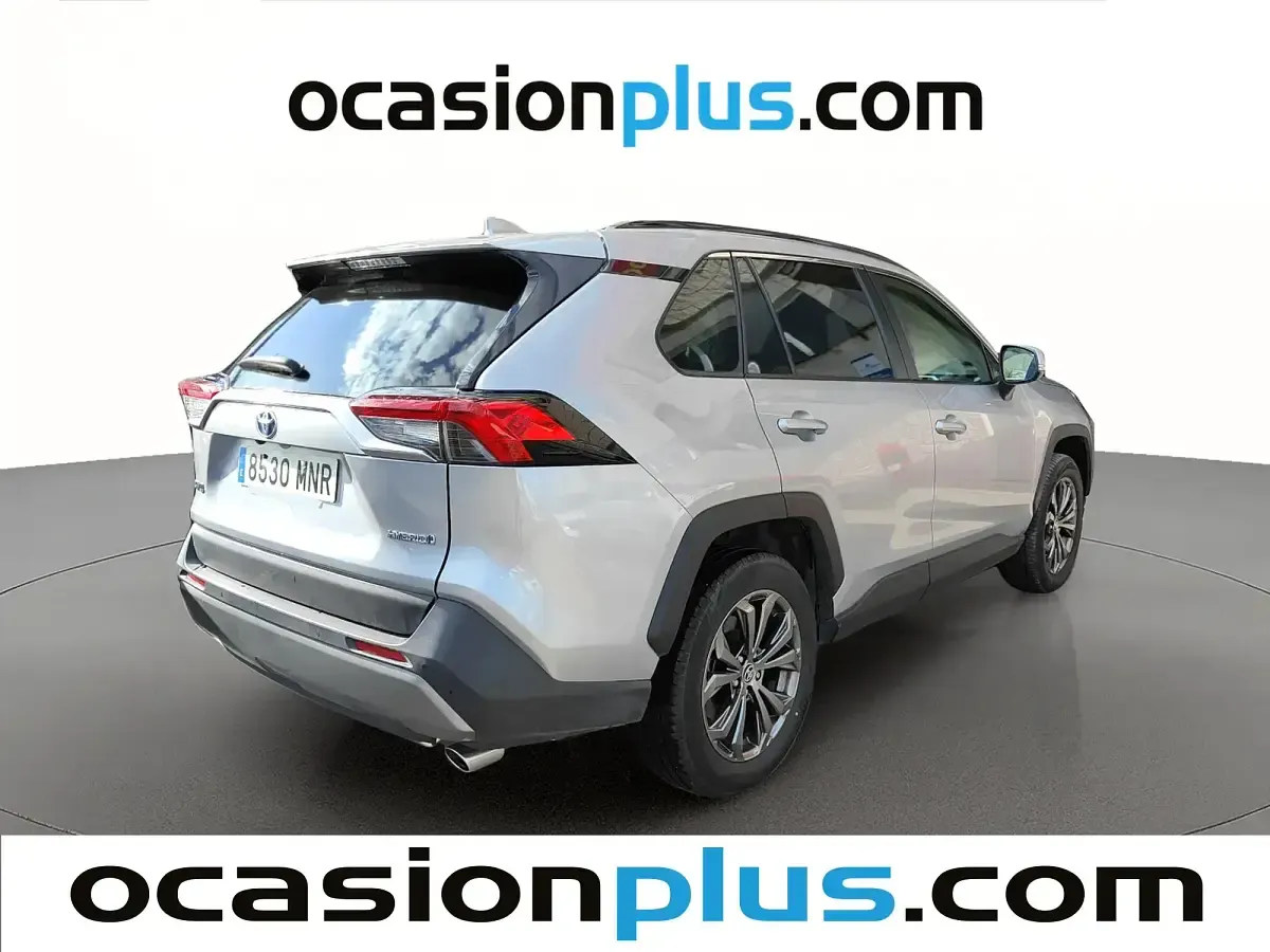 Usado Toyota RAV4 Advance 218 CV (160 kW) 2024 Gris SUV
