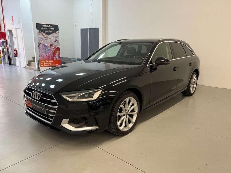 Usado Audi A4 Advanced 163 CV (119 kW) 2020 Negro Familiar