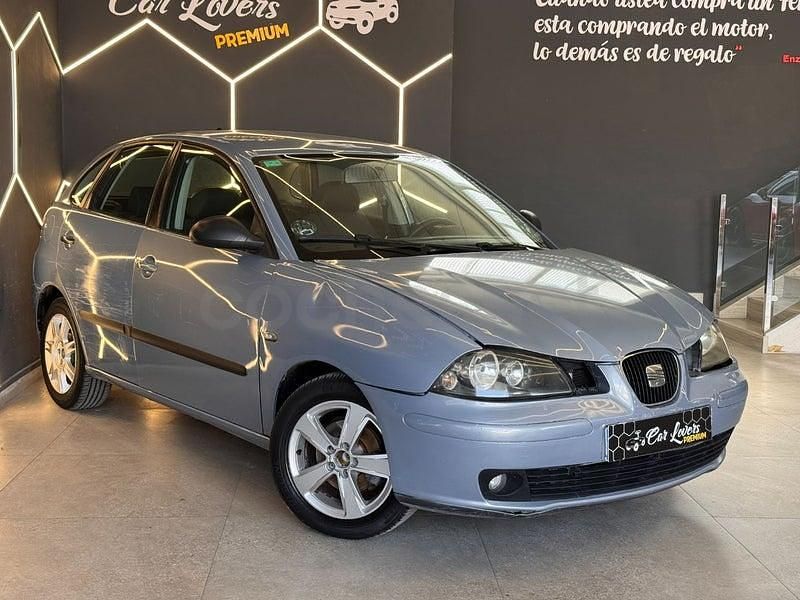 Usado Seat Ibiza 70 CV (51 kW) 2006 Azul Utilitario