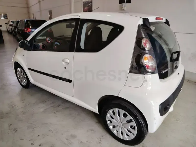 Usado Citroën C1 Seduction 68 CV (50 kW) 2014 Blanco Utilitario