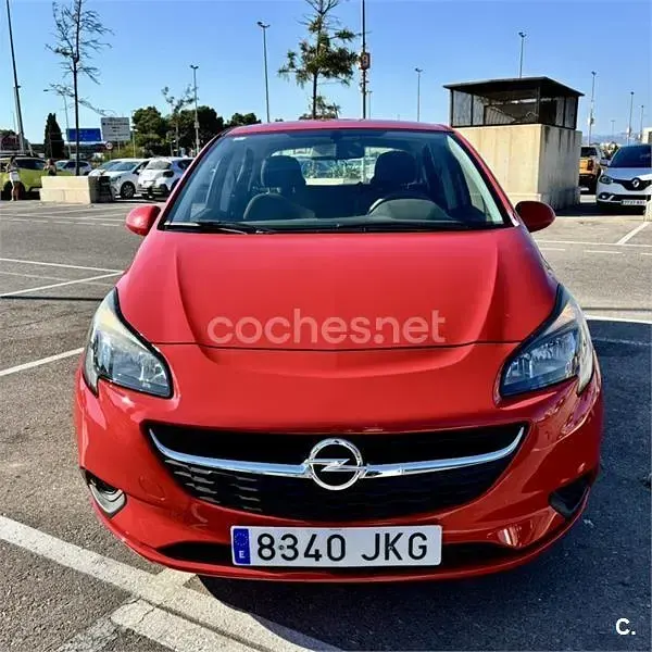 Usado Opel Corsa Color Edition 90 CV (66 kW) 2015 Rojo Utilitario