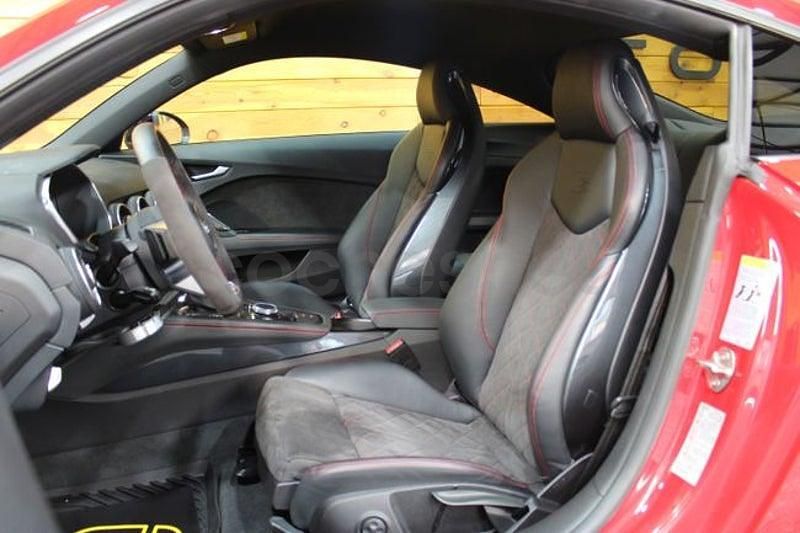 Usado Audi TT S-Line 245 CV (180 kW) 2024 Rojo Coupe