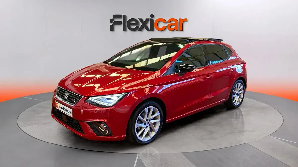 Usado Seat Ibiza FR 150 CV (110 kW) 2021 Granate Utilitario