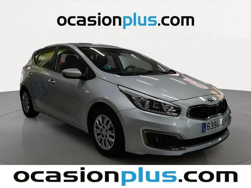 Używany Kia Ceed 100 KM (73 kW) 2016 Szary Hatchback