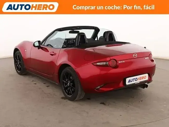 Usado Mazda MX5 Prime-Line 132 CV (97 kW) 2023 Rojo Descapotable