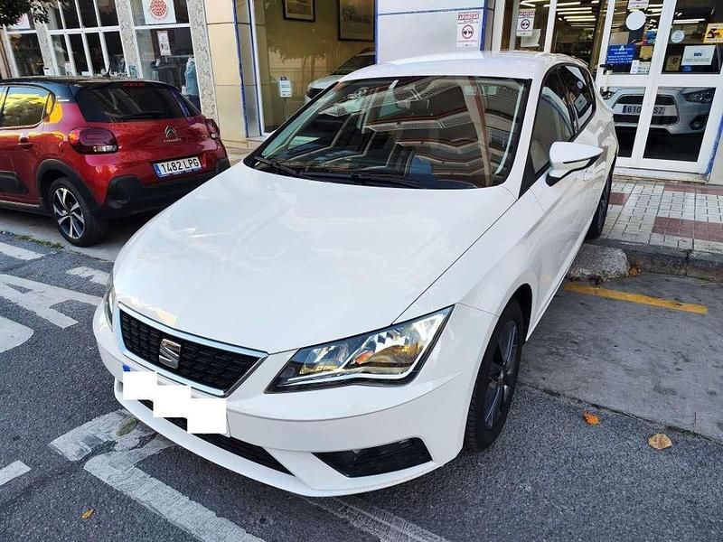 Usado Seat Leon Style 116 CV (85 kW) 2018 Blanco Utilitario