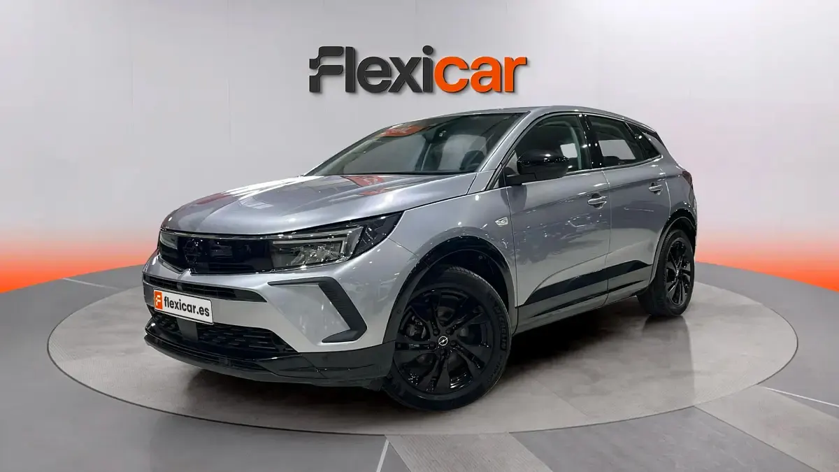 Käytetty Opel Grandland X S 131 HP (96 kW) 2024 Harmaa Katumaasturi
