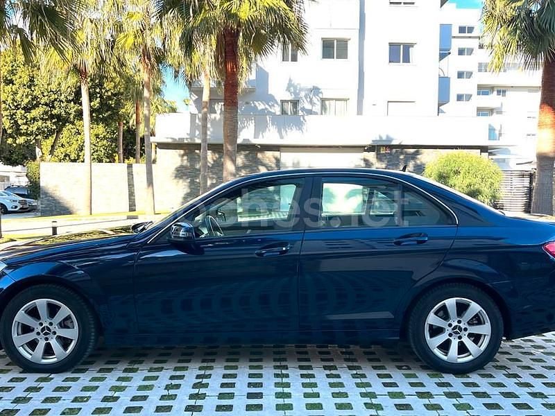 Usado Mercedes C180 Edition 120 CV (88 kW) 2013 Azul Berlina
