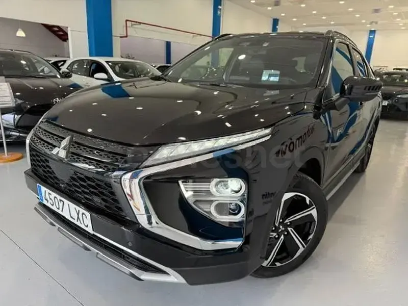 Usado Mitsubishi Eclipse Cross 188 CV (138 kW) 2022 Negro SUV