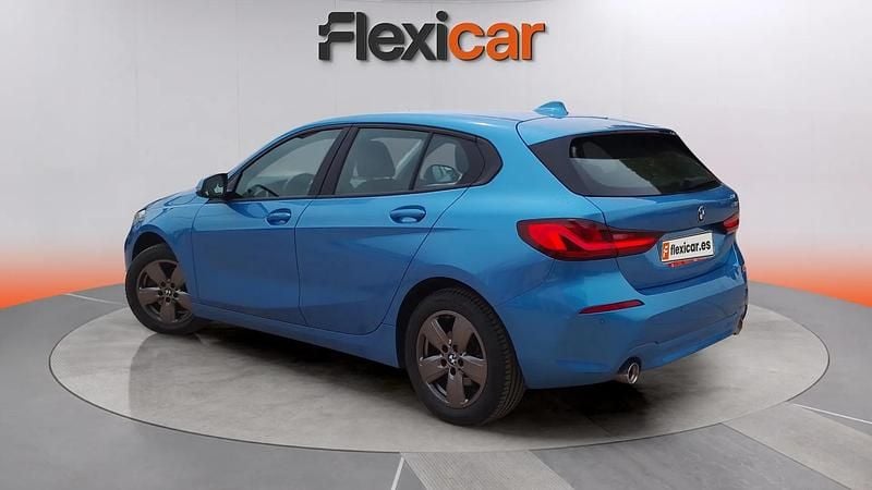 Usado BMW 118 150 CV (110 kW) 2021 Azul Utilitario