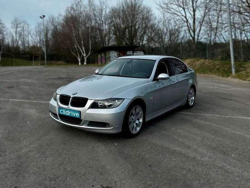 Usado BMW 318 143 CV (105 kW) 2008 Gris Berlina