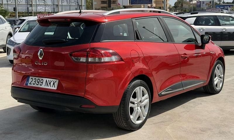 Usado Renault Clio IV LIMITED 90 CV (66 kW) 2019 Rojo Utilitario