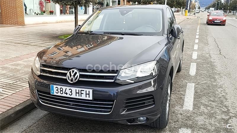Usado VW Touareg Terrain Tech 245 CV (180 kW) 2011 Gris / plata SUV
