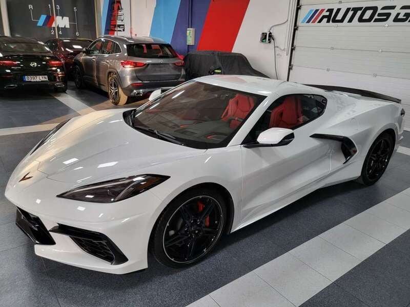 Blanco Usado 2023 Chevrolet Corvette Stingray Coupe | 104.900 € - Imagen 1/4