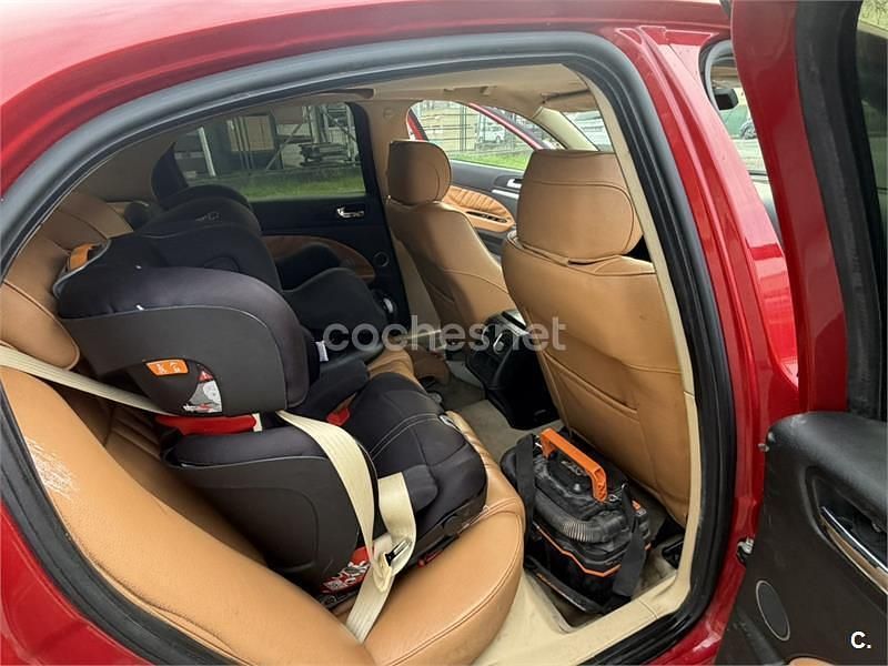 Usado Alfa Romeo 159 185 CV (136 kW) 2007 Rojo Berlina