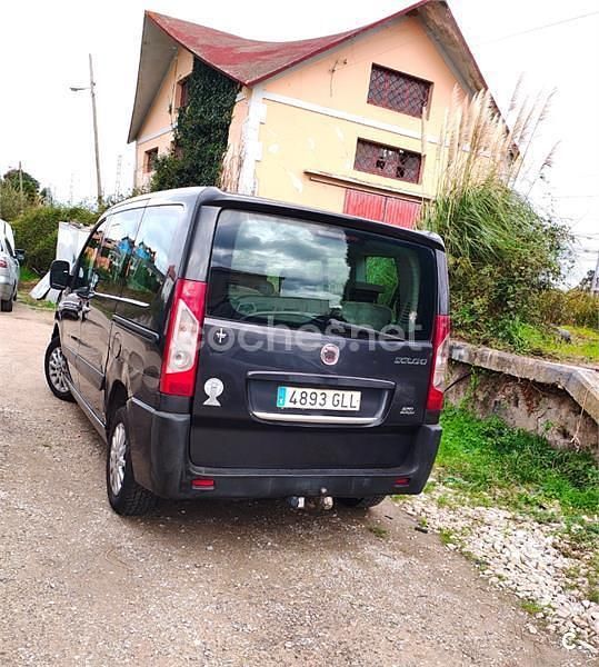 Usado Fiat Ulysse Dynamic 120 CV (88 kW) 2009 Gris / plata Monovolumen