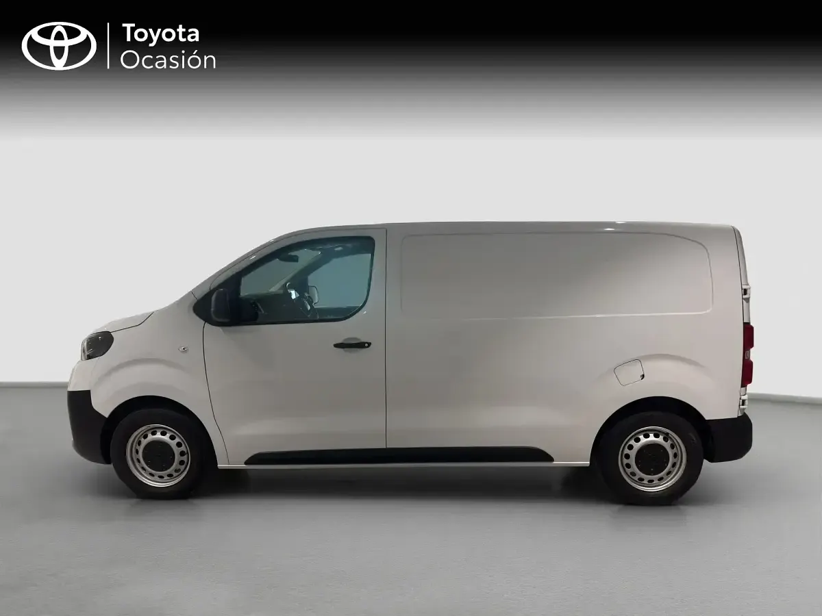 Usado Toyota Proace 120 CV (88 kW) 2025 Blanco Monovolumen