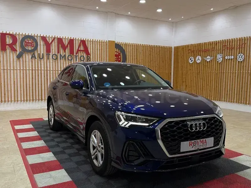Usado Audi Q3 Sportback Advanced 245 CV (180 kW) 2022 Azul SUV