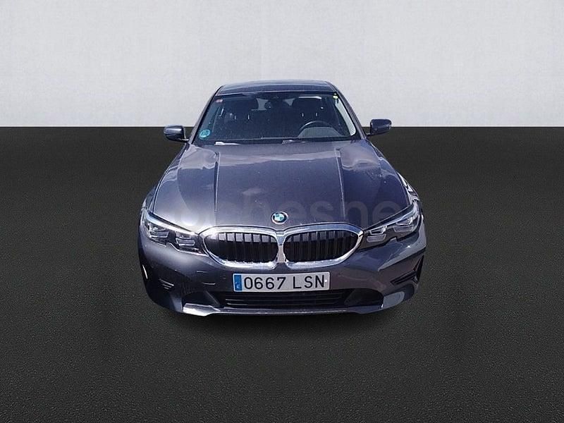 Usado BMW 320e 190 CV (139 kW) 2021 Gris / plata Berlina