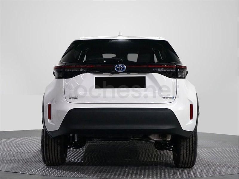 Usado Toyota Yaris Cross Active 116 CV (85 kW) 2022 Blanco SUV