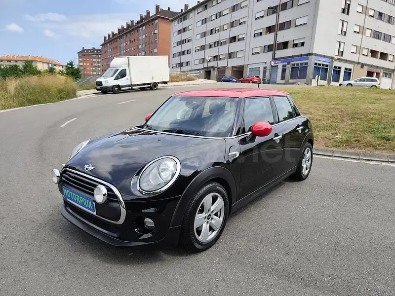 Usado Mini One D 95 CV (69 kW) 2017 Negro Utilitario