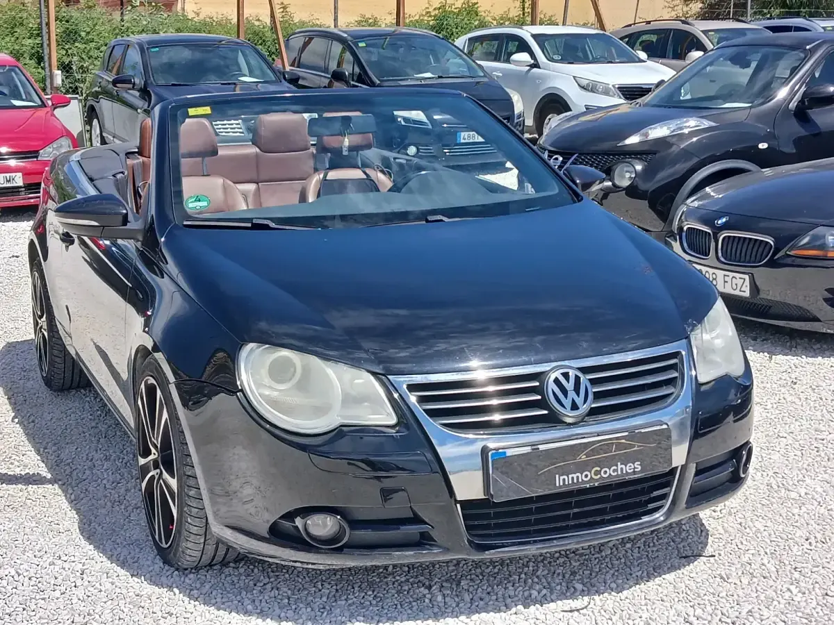 Usado VW Eos 210 CV (154 kW) 2010 Negro Descapotable