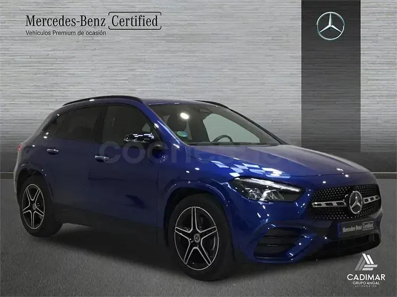 Usado Mercedes GLA200 163 CV (119 kW) 2025 Azul SUV