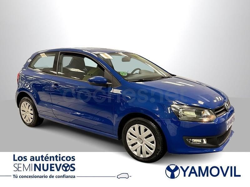 Usado VW Polo Advance 70 CV (51 kW) 2013 Azul Berlina