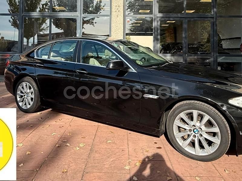 Usado BMW 530 Comfort Edition 258 CV (189 kW) 2012 Negro Berlina