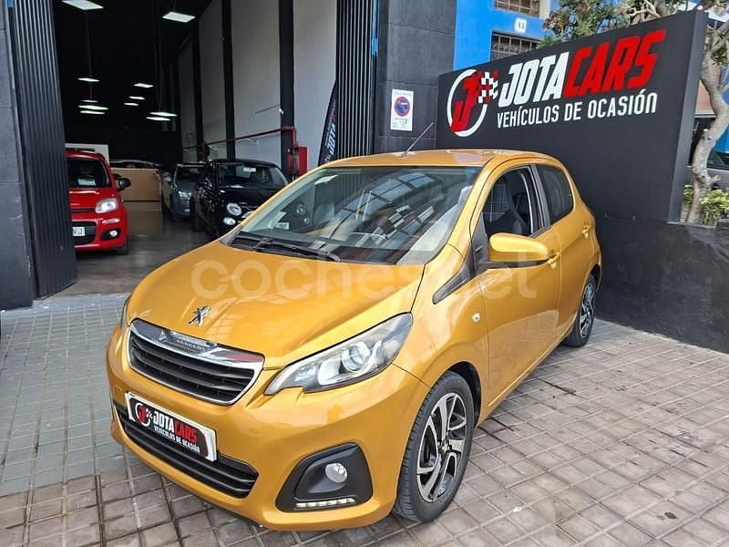 Amarillo Usado 2017 Peugeot 108 Berlina | 5990 € (Precio justo) - Imagen 1/4