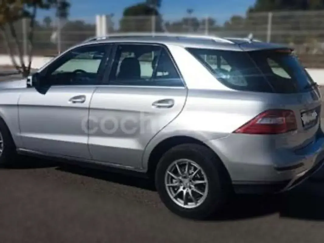 Usado Mercedes ML250 204 CV (150 kW) 2013 Gris SUV