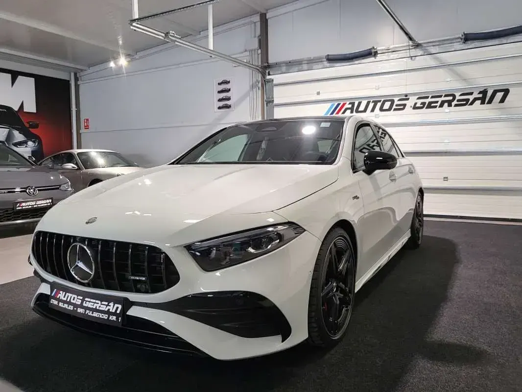 Usado Mercedes A35 AMG AMG Line Premium 306 CV (225 kW) 2024 Blanco Utilitario