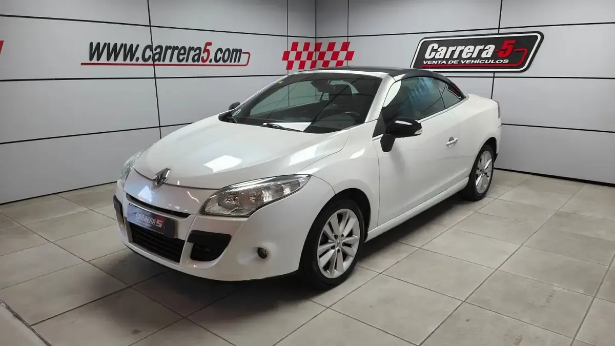 Usado Renault Mégane III 110 CV (80 kW) 2011 Blanco Utilitario