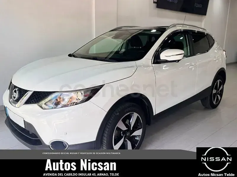 Usado Nissan Qashqai N-Connecta 110 CV (80 kW) 2015 Blanco SUV