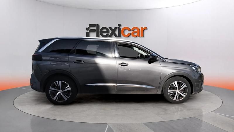 Usado Peugeot 5008 Allure 131 CV (96 kW) 2020 Gris SUV