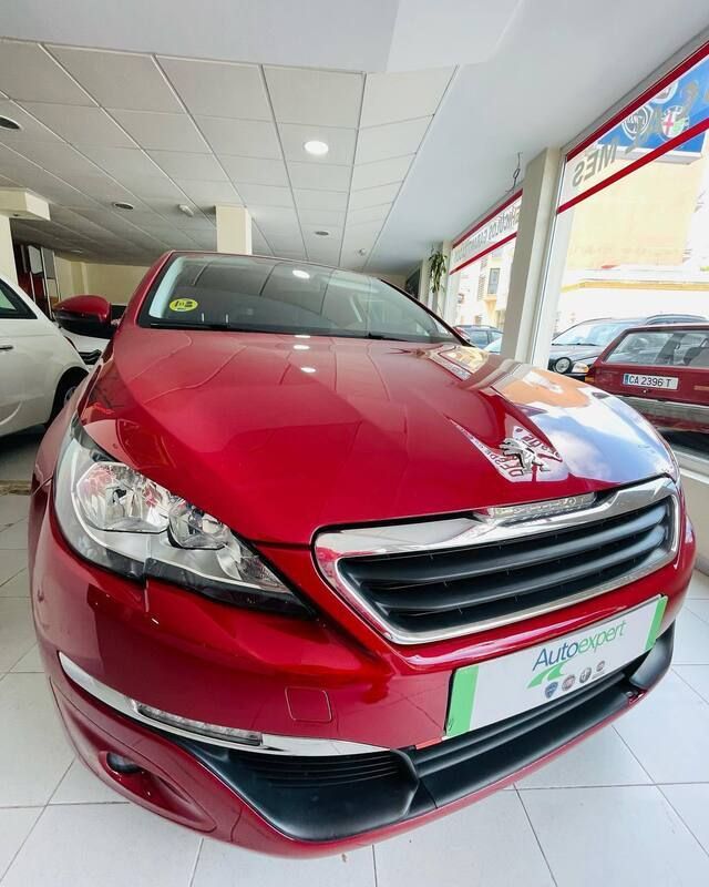 Usado Peugeot 308 115 CV (84 kW) 2014 Burdeos Familiar