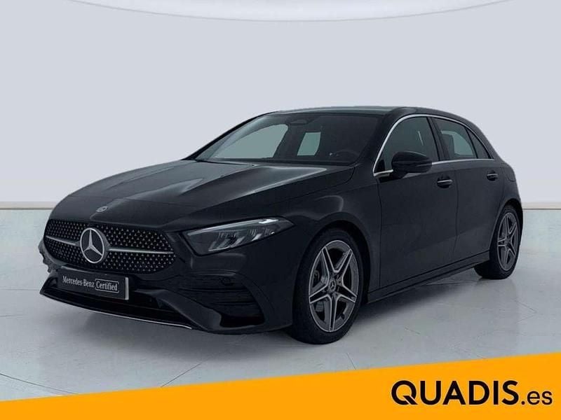 Negro Usado 2024 Mercedes A180 Advanced Utilitario | 31.800 € (Precio justo) - Imagen 1/4