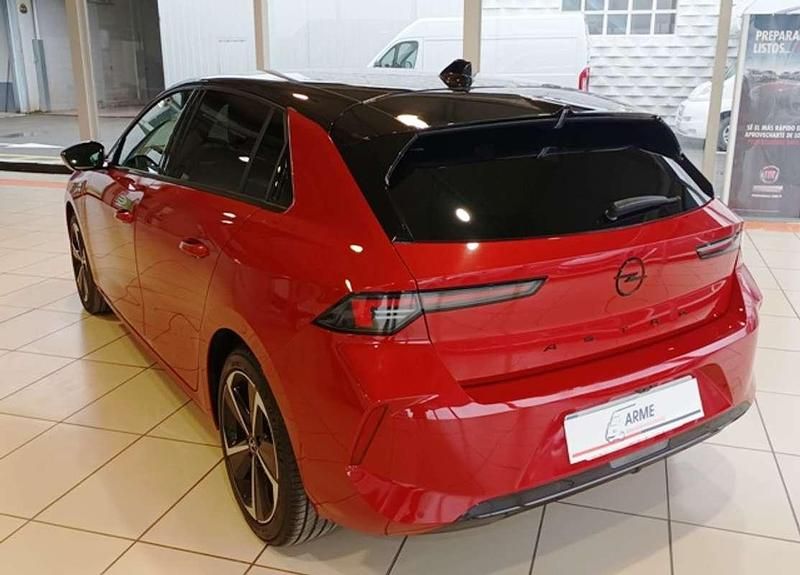 Usado Opel Astra S 131 CV (96 kW) 2024 Rojo Utilitario