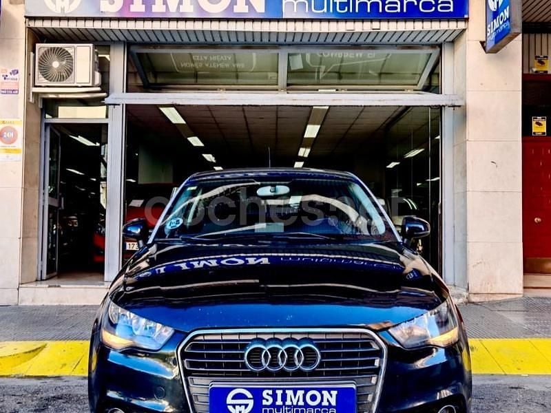 Usado Audi A1 Attraction 90 CV (66 kW) 2012 Negro Berlina
