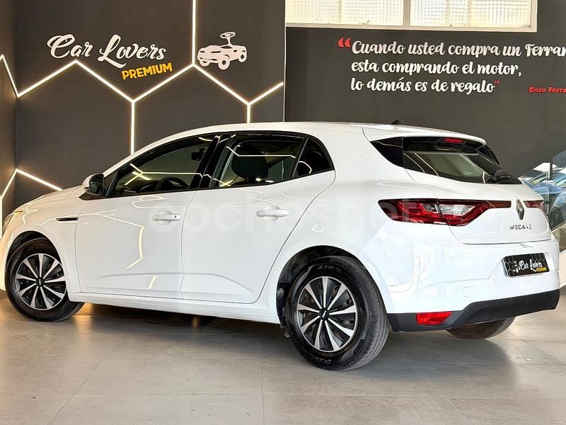 Usado Renault Mégane IV Business 90 CV (66 kW) 2017 Blanco Berlina