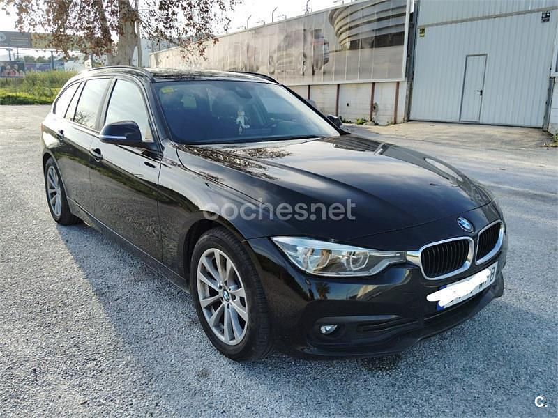 Negro Usado 2017 BMW 318 Familiar | 15.400 € (Precio justo) - Imagen 1/4