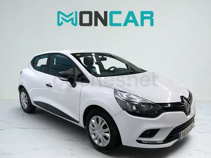 Usado Renault Clio IV Business 76 CV (55 kW) 2018 Blanco Berlina