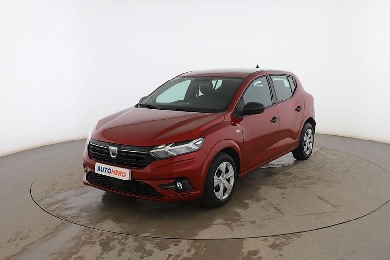 Rojo Usado 2021 Dacia Sandero Essentiel Berlina | 13.199 € (Precio justo) - Imagen 1/3