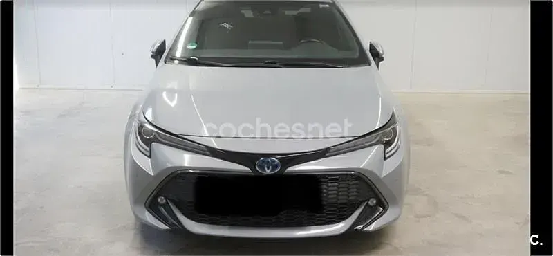Usado Toyota Corolla Style 180 CV (132 kW) 2019 Gris / plata Berlina
