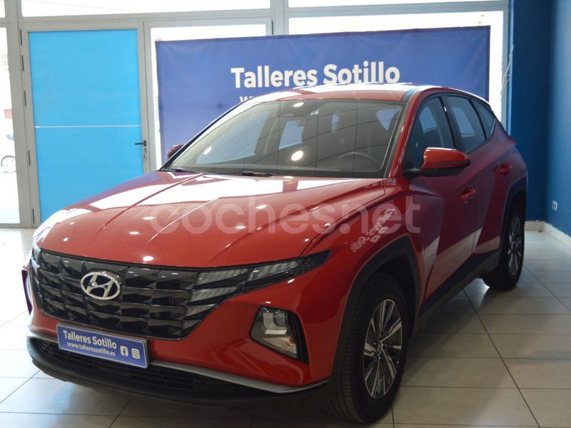 Usado Hyundai Tucson 150 CV (110 kW) 2024 Rojo SUV