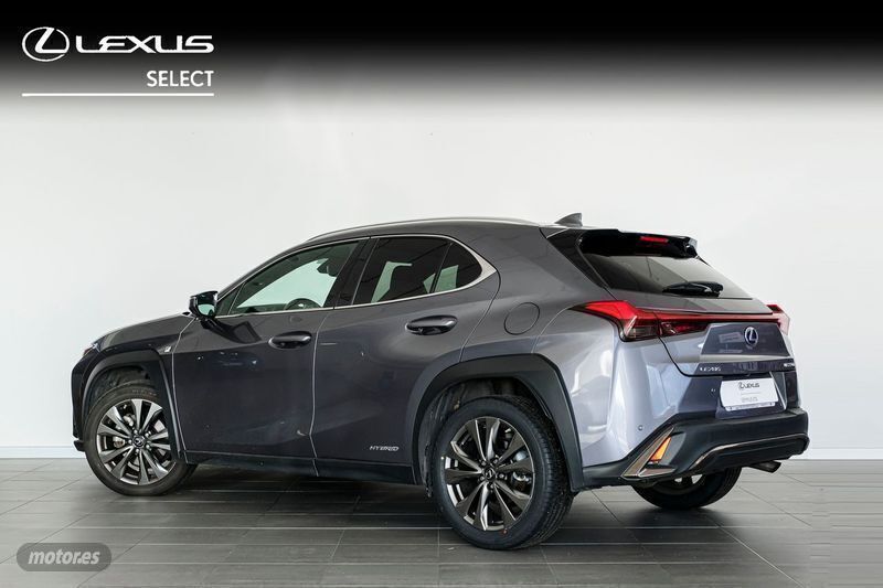 Usado Lexus UX 250h Sport Line 184 CV (135 kW) 2019 Varios colores SUV