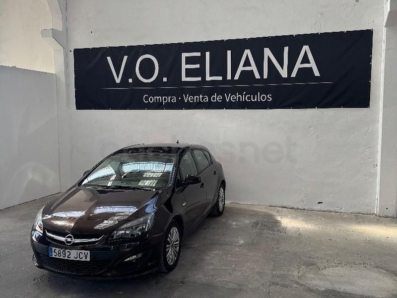 Usado Opel Astra Excellence 110 CV (80 kW) 2015 Marrón Berlina