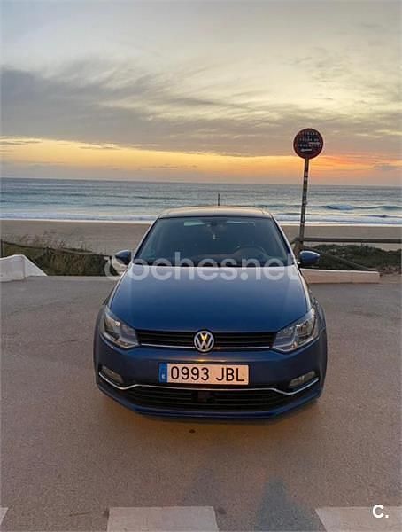 Usado VW Polo Advance 105 CV (77 kW) 2010 Azul Berlina