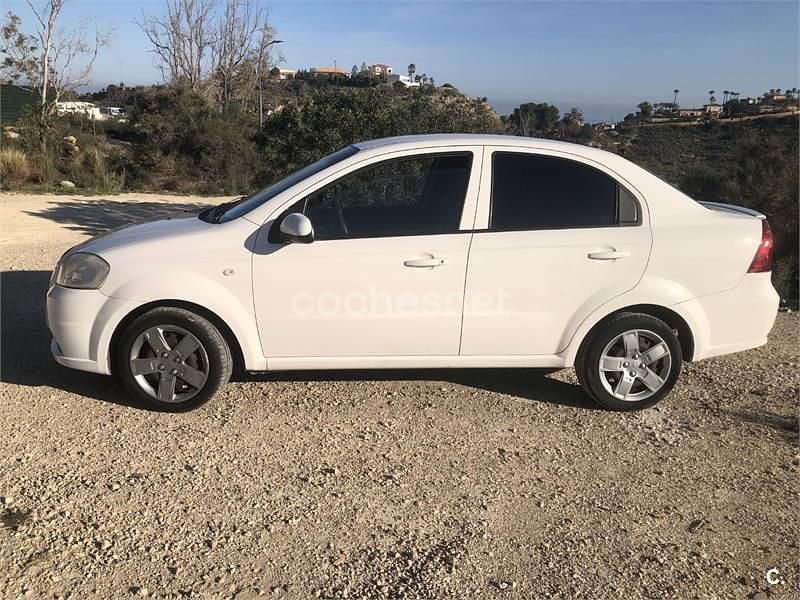 Usado Chevrolet Aveo LS 94 CV (69 kW) 2008 Blanco Berlina